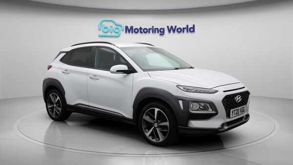 Used Hyundai KONA 2020 for sale - 76001477: Photo 2