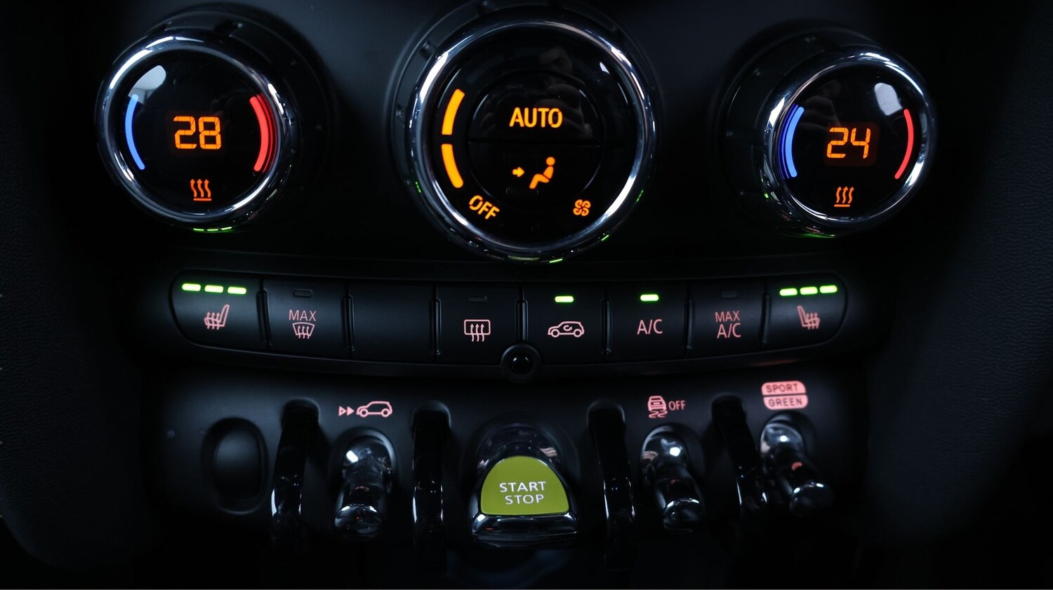 Used MINI Hatch 2023 for sale - 77298236: Photo 12