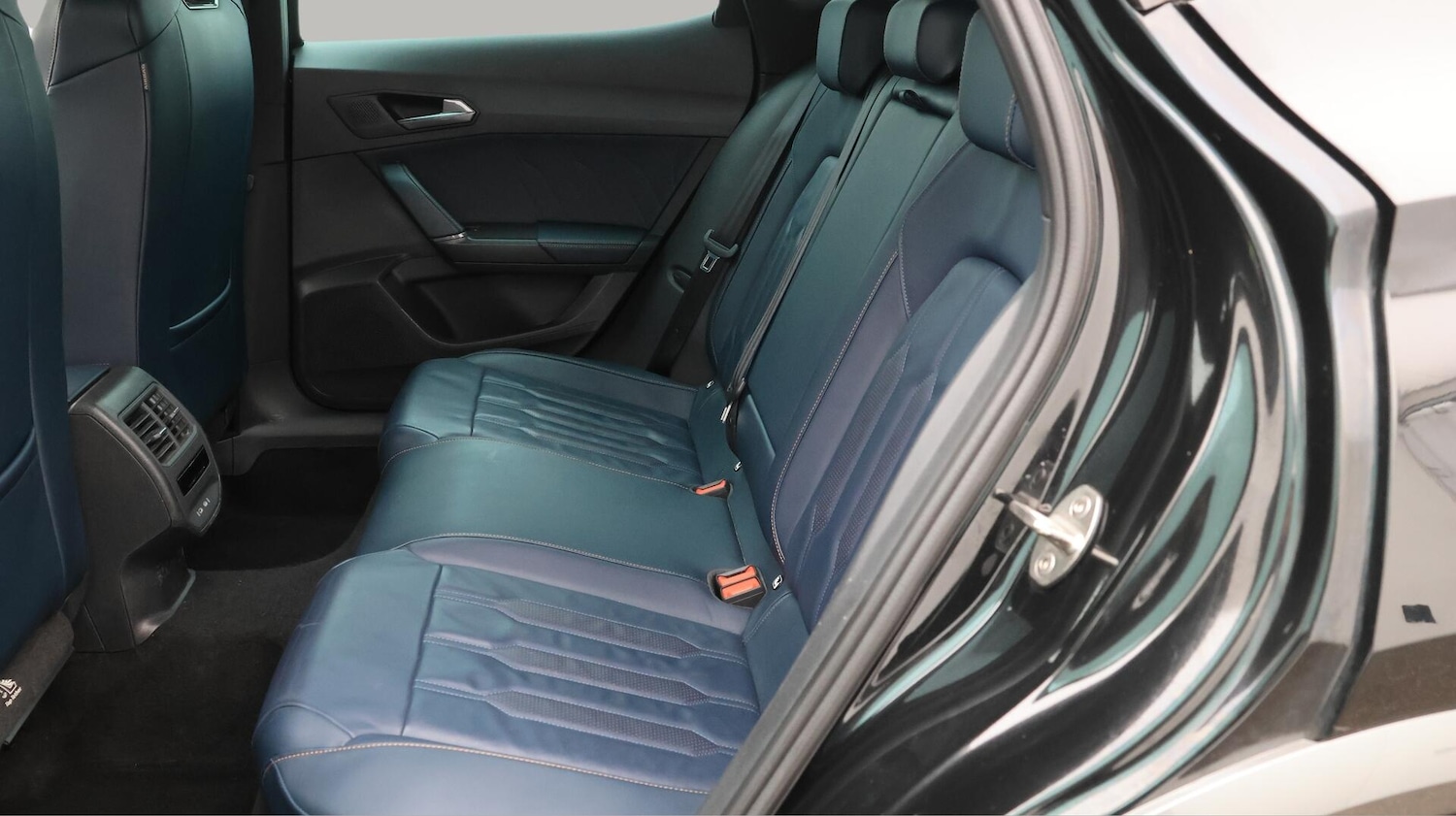 Used Cupra Formentor 2023 for sale - 76389406: Photo 17