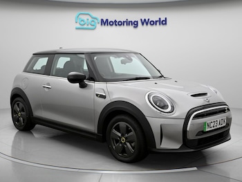 Used MINI Hatch 2023 for sale - 79527015: Photo