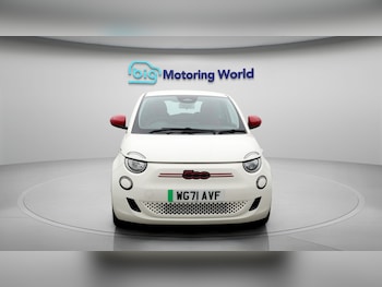 Used Fiat 500e 2021 for sale - 77214300: Photo