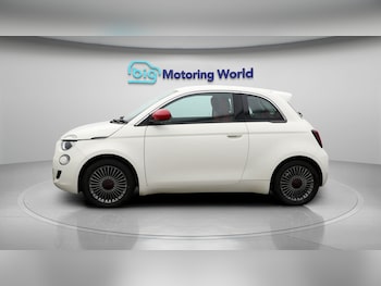 Used Fiat 500e 2021 for sale - 77214300: Photo