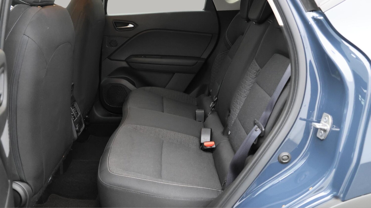 Used Renault Captur 2024 for sale - 76042323: Photo 17