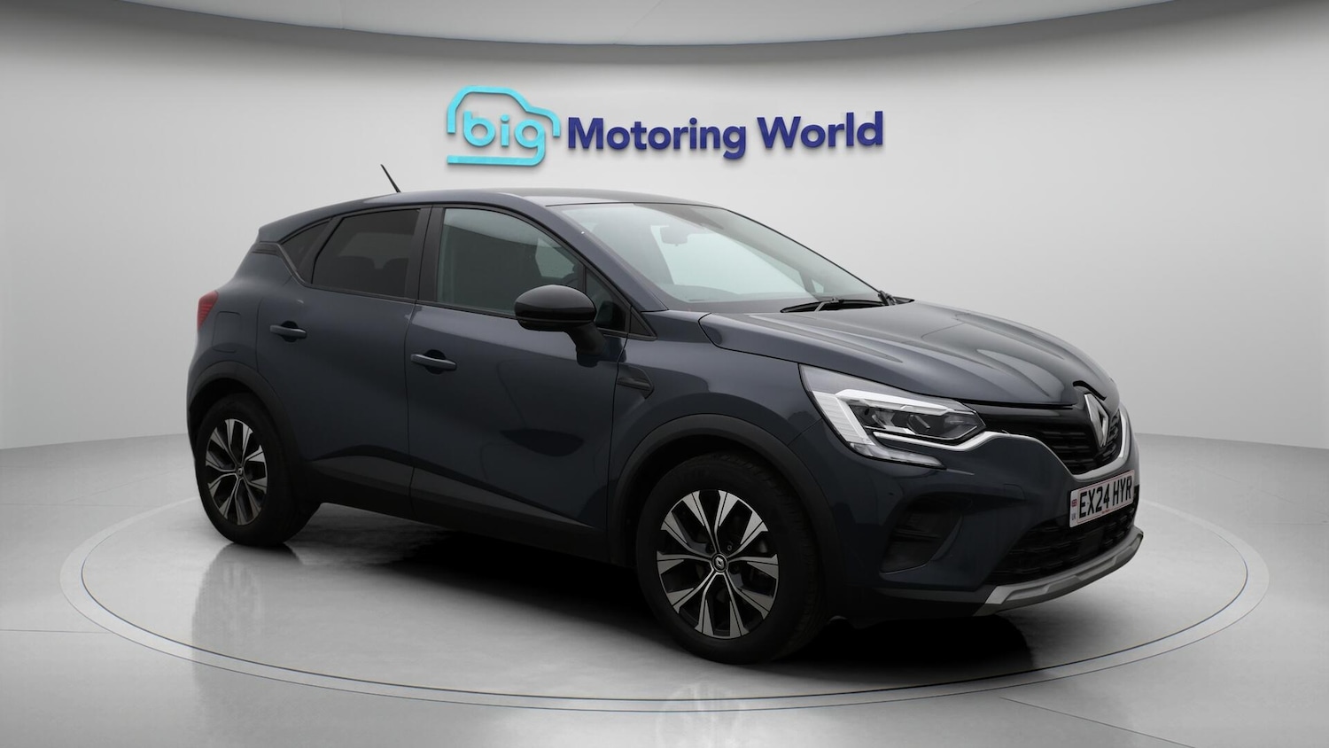 Used Renault Captur 2024 for sale - 76042323: Photo 2