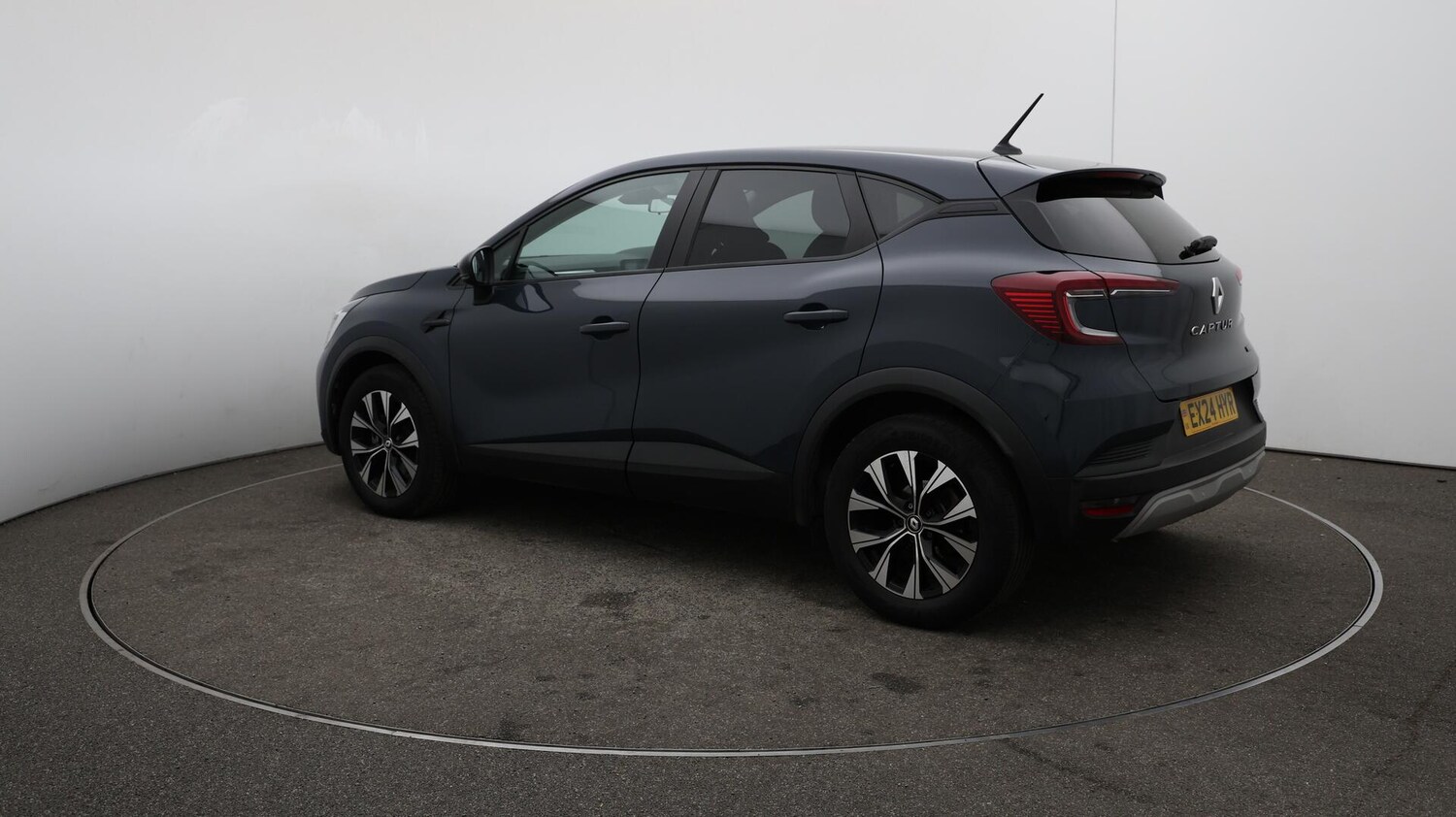 Used Renault Captur 2024 for sale - 76042323: Photo 34