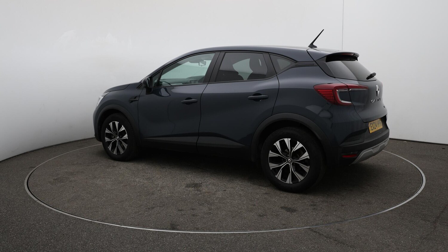 Used Renault Captur 2024 for sale - 76042323: Photo 35