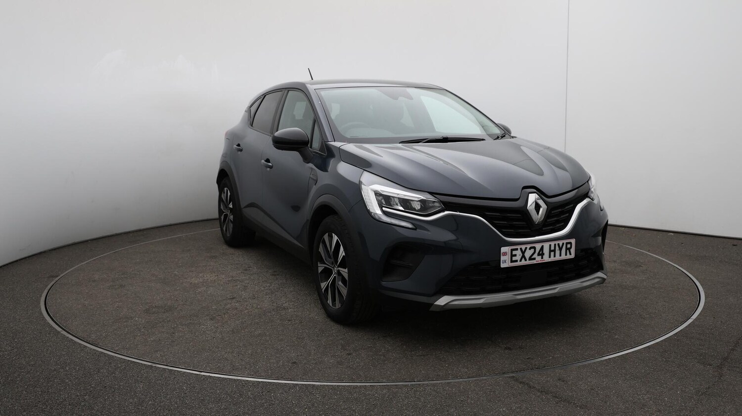 Used Renault Captur 2024 for sale - 76042323: Photo 41