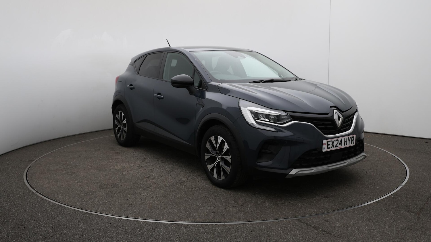 Used Renault Captur 2024 for sale - 76042323: Photo 42