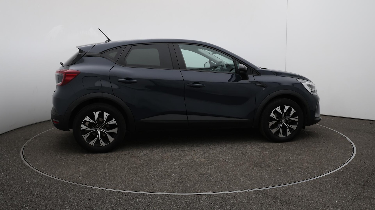 Used Renault Captur 2024 for sale - 76042323: Photo 49