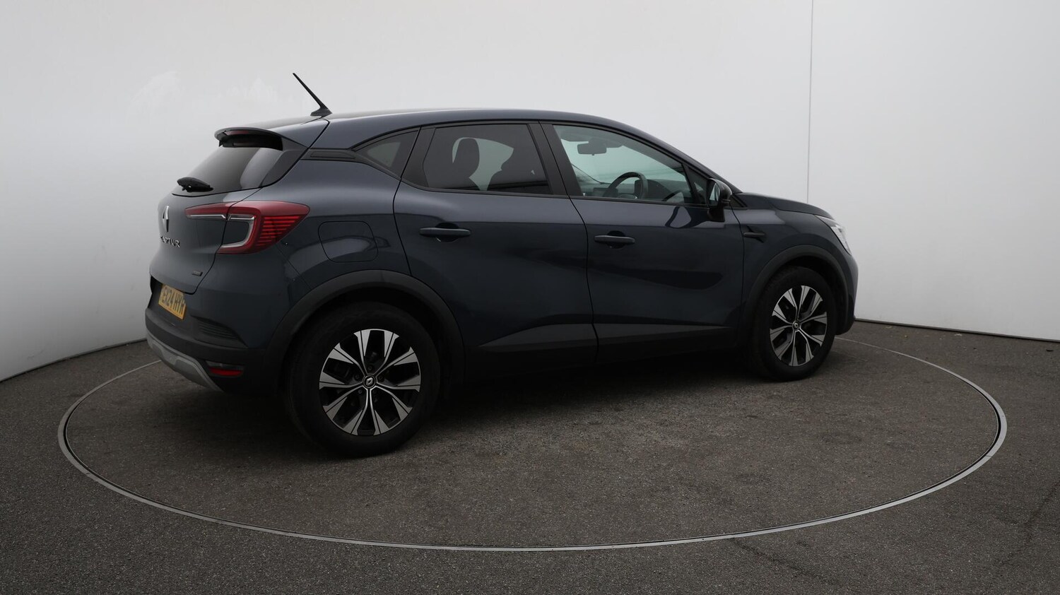 Used Renault Captur 2024 for sale - 76042323: Photo 51
