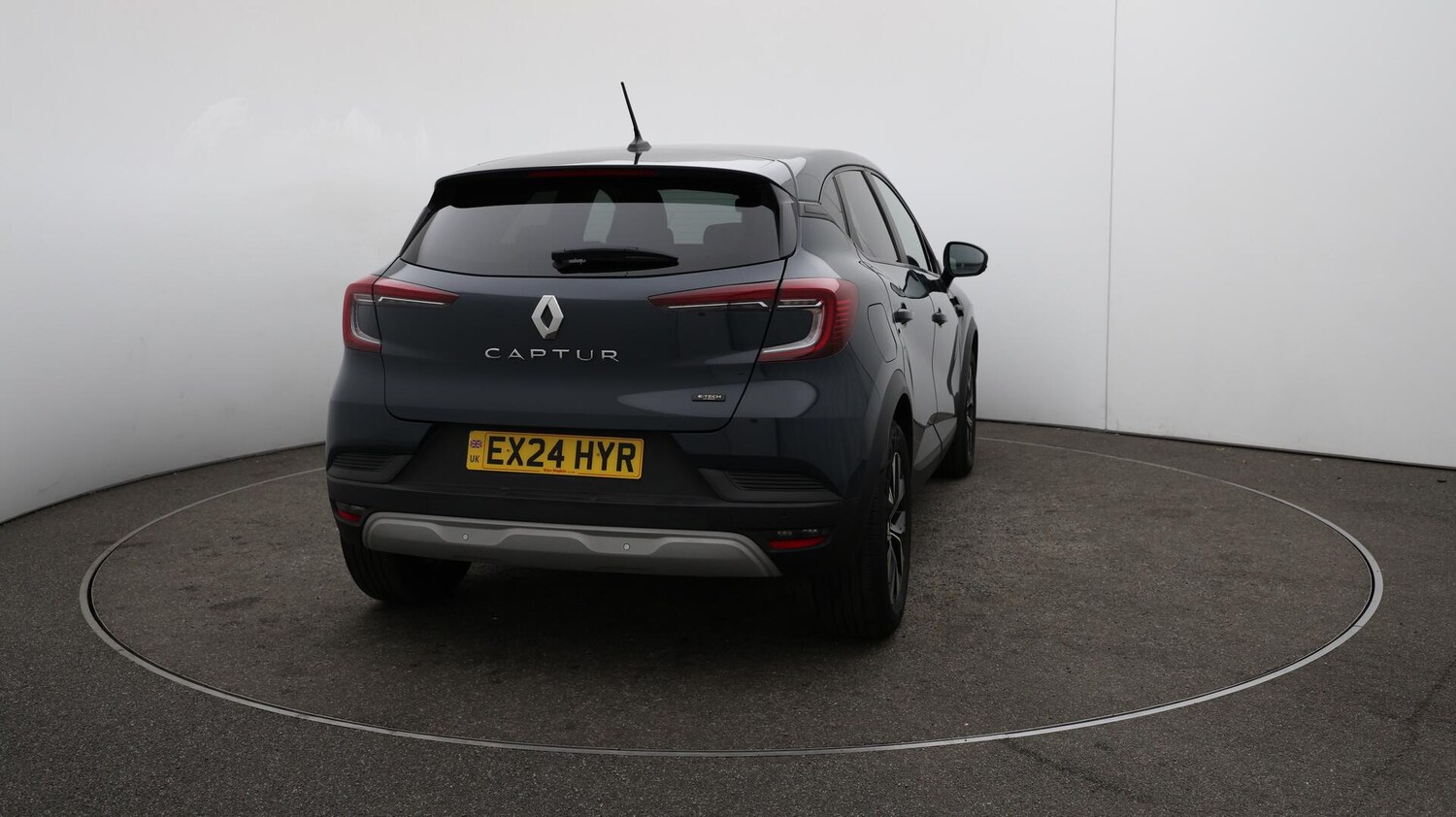 Used Renault Captur 2024 for sale - 76042323: Photo 55