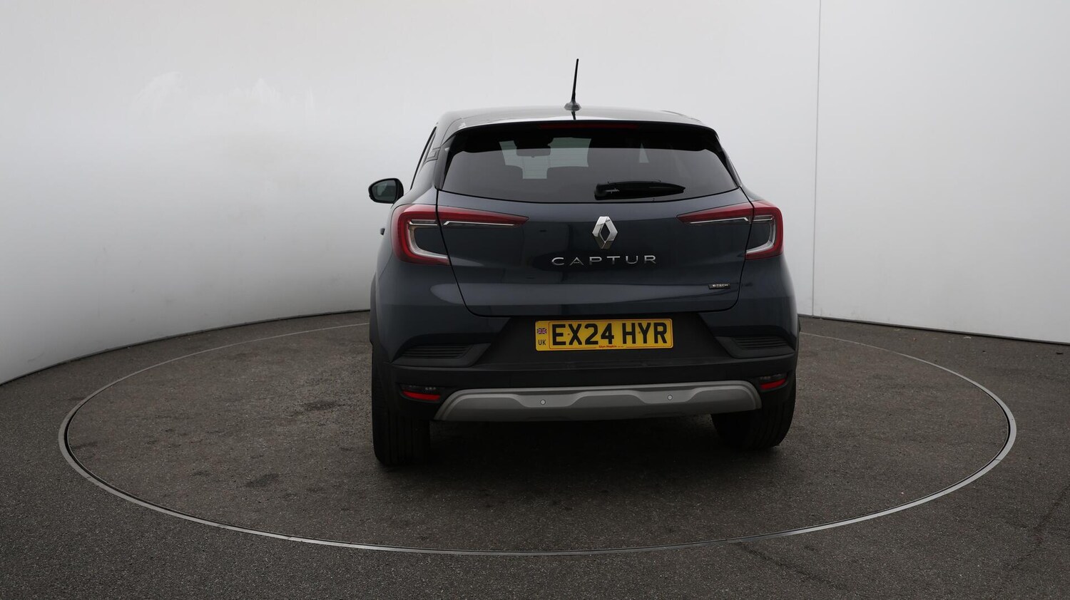 Used Renault Captur 2024 for sale - 76042323: Photo 58