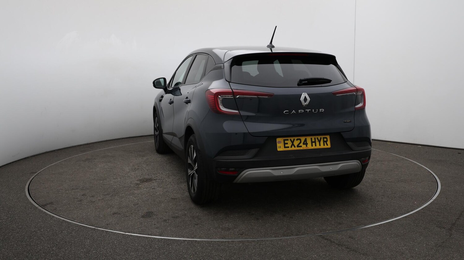 Used Renault Captur 2024 for sale - 76042323: Photo 59