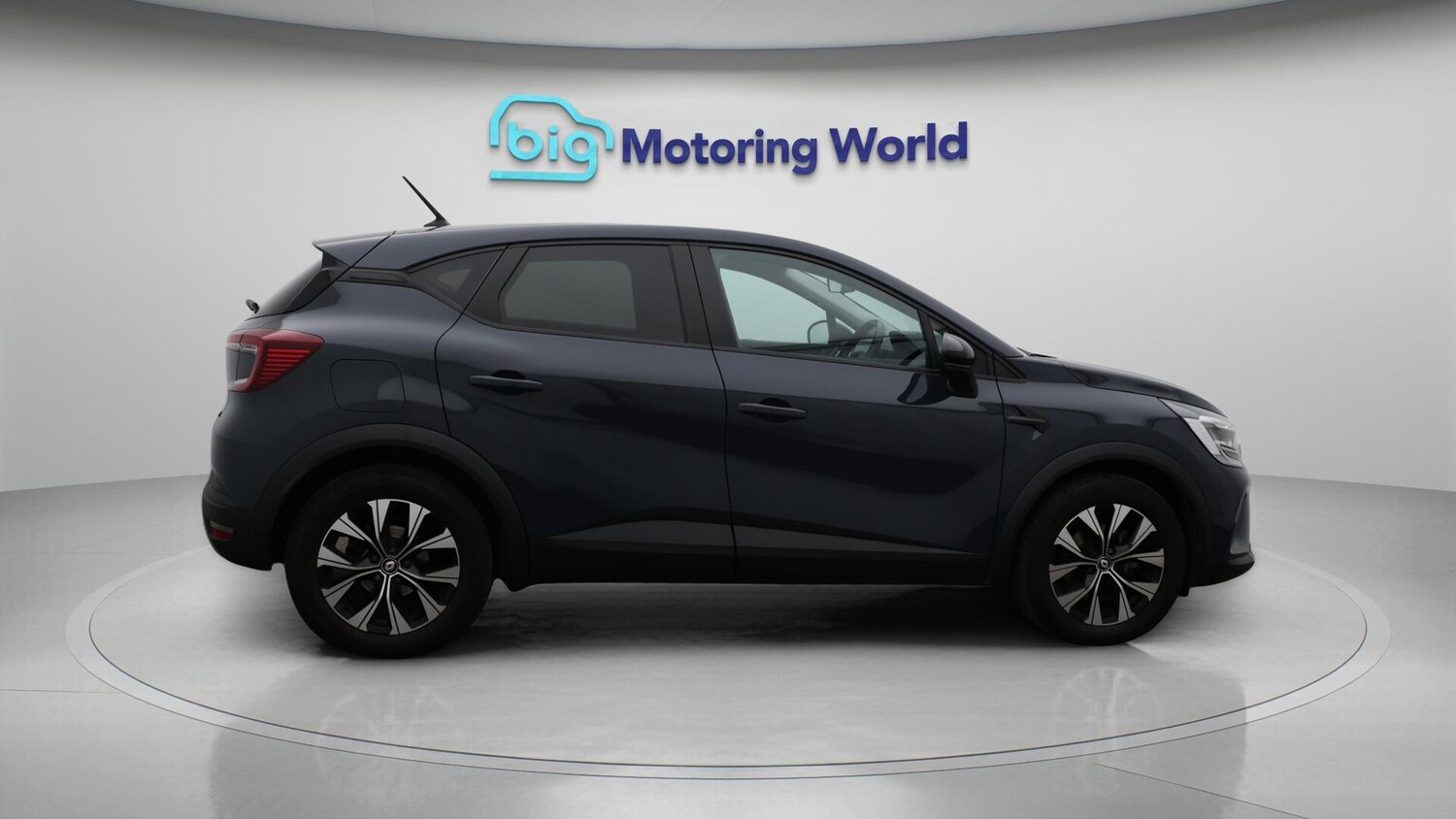 Used Renault Captur 2024 for sale - 76042323: Photo 9