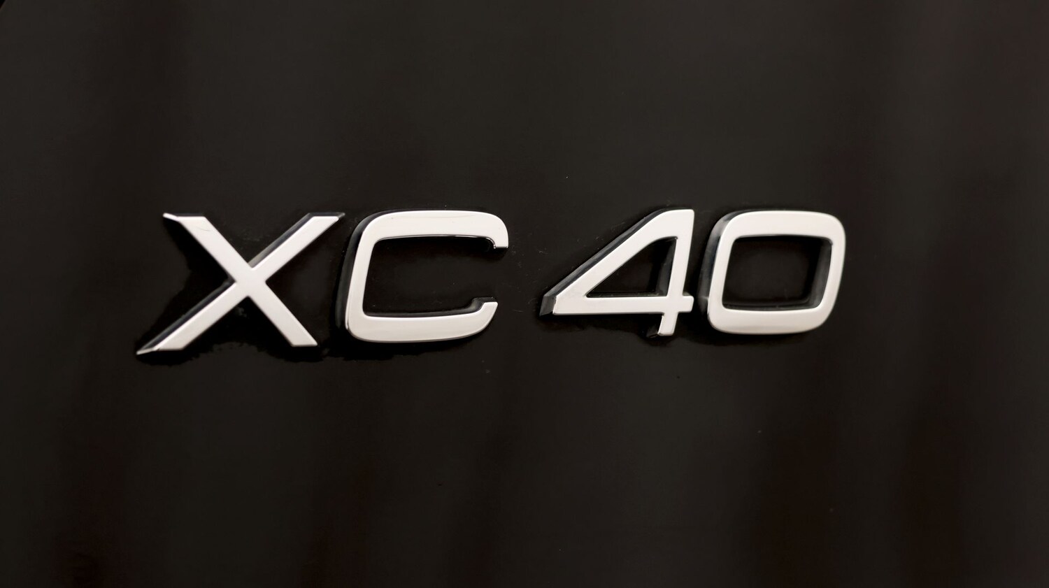 Used Volvo XC40 for sale - 77190354: Photo 24