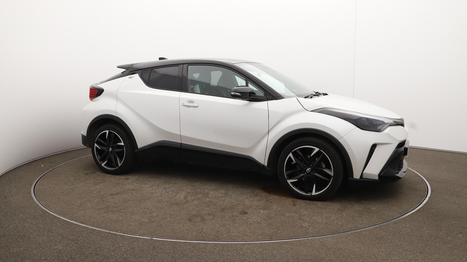Used Toyota C-HR 2022 for sale - 76084606: Photo 32