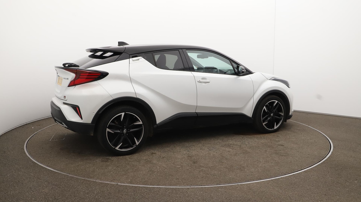 Used Toyota C-HR 2022 for sale - 76084606: Photo 44