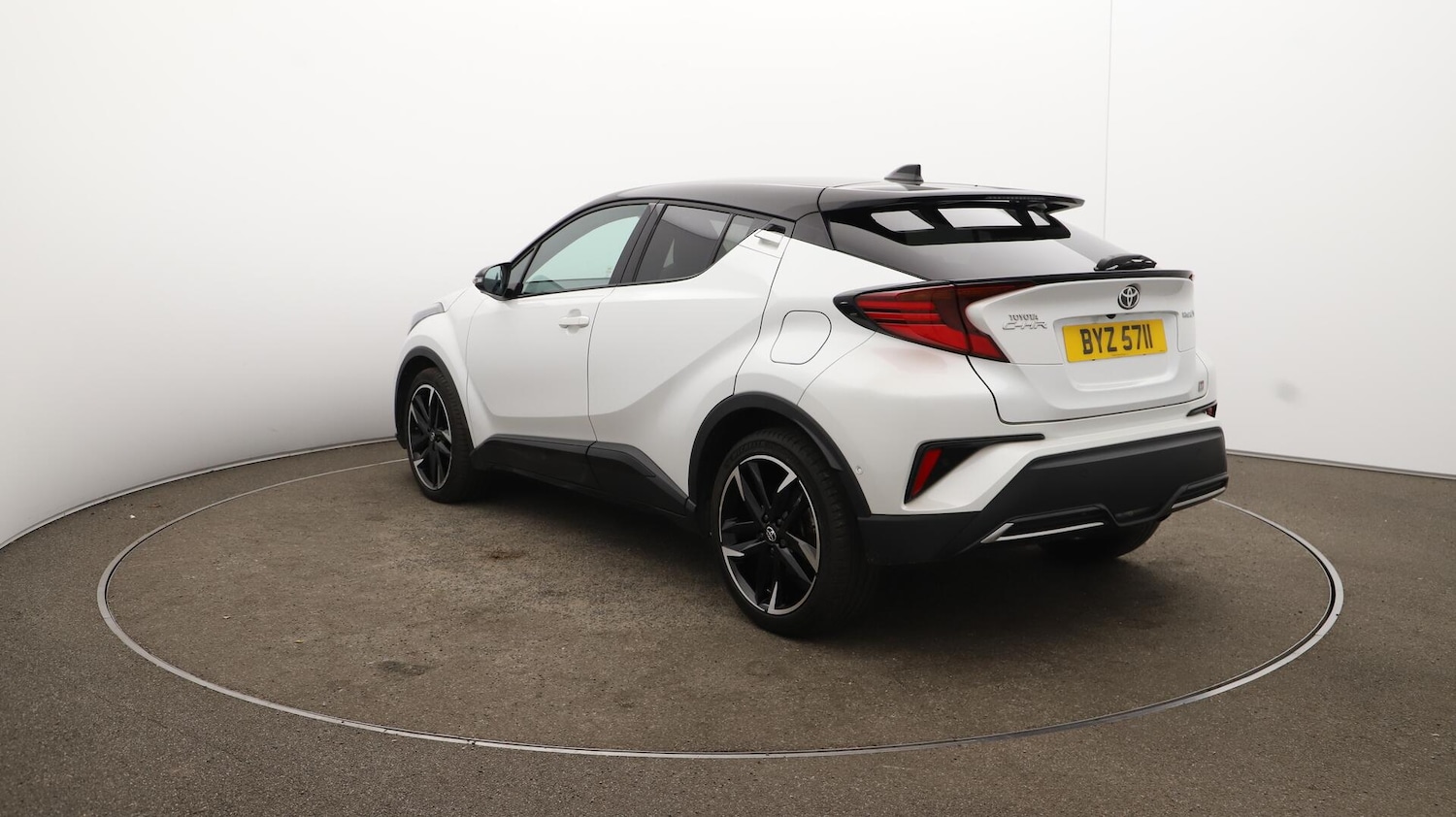 Used Toyota C-HR 2022 for sale - 76084606: Photo 63