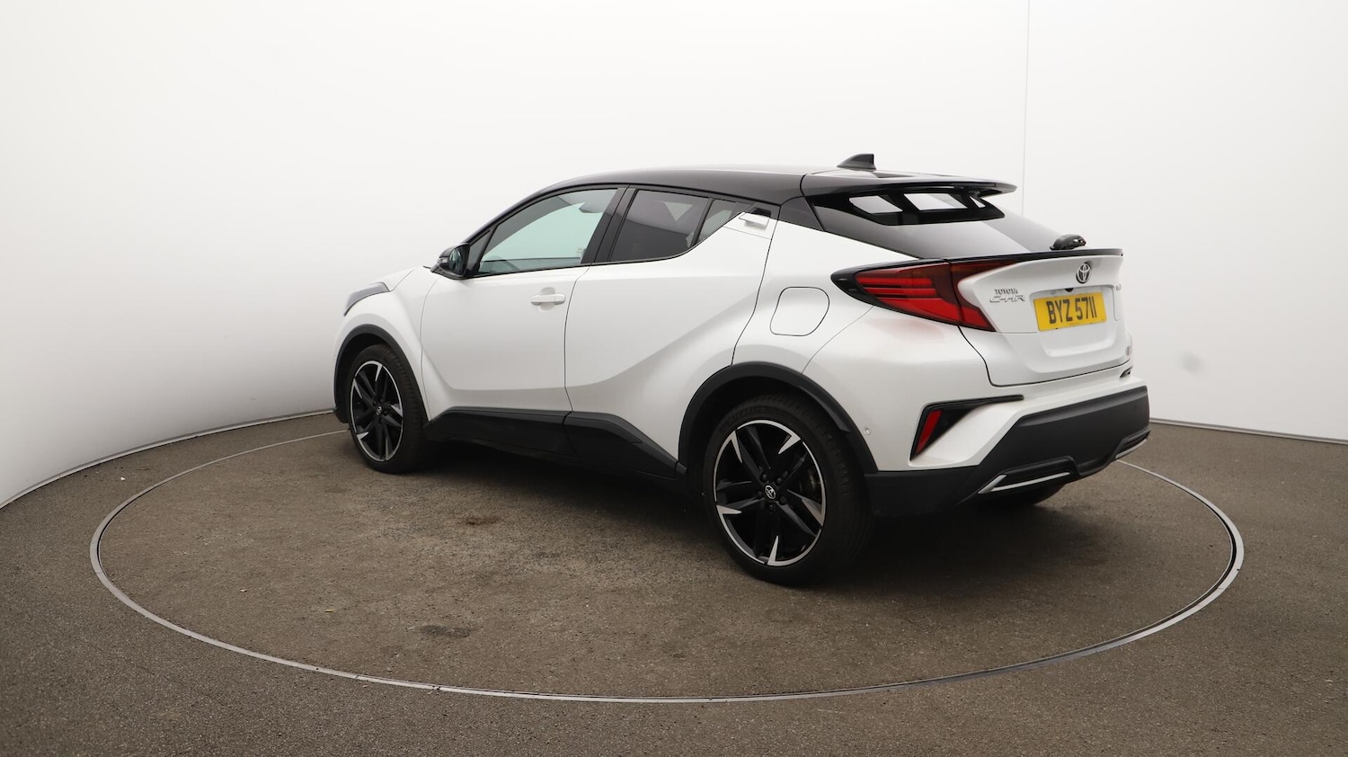 Used Toyota C-HR 2022 for sale - 76084606: Photo 64