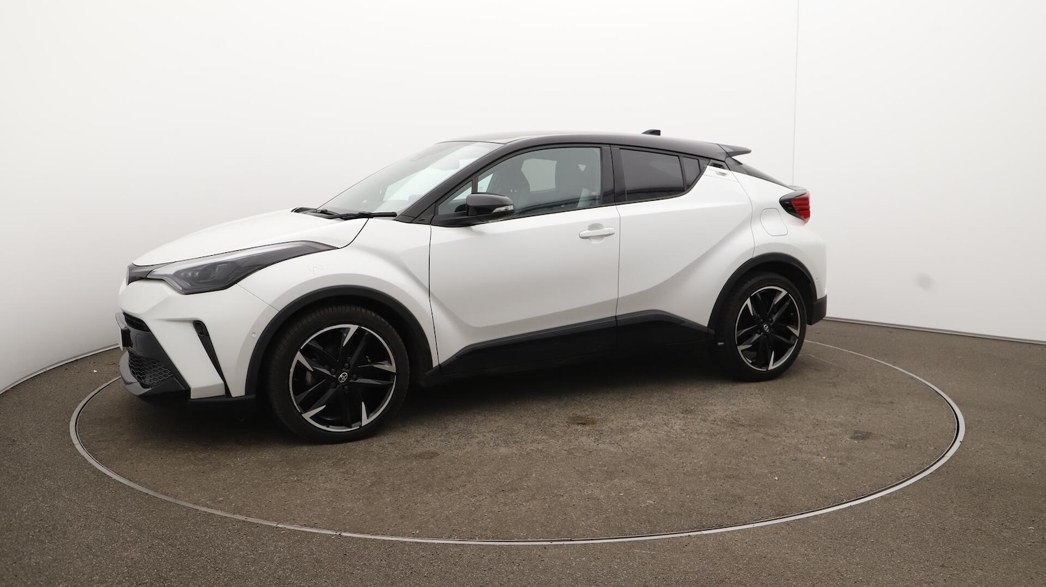 Used Toyota C-HR 2022 for sale - 76084606: Photo 68