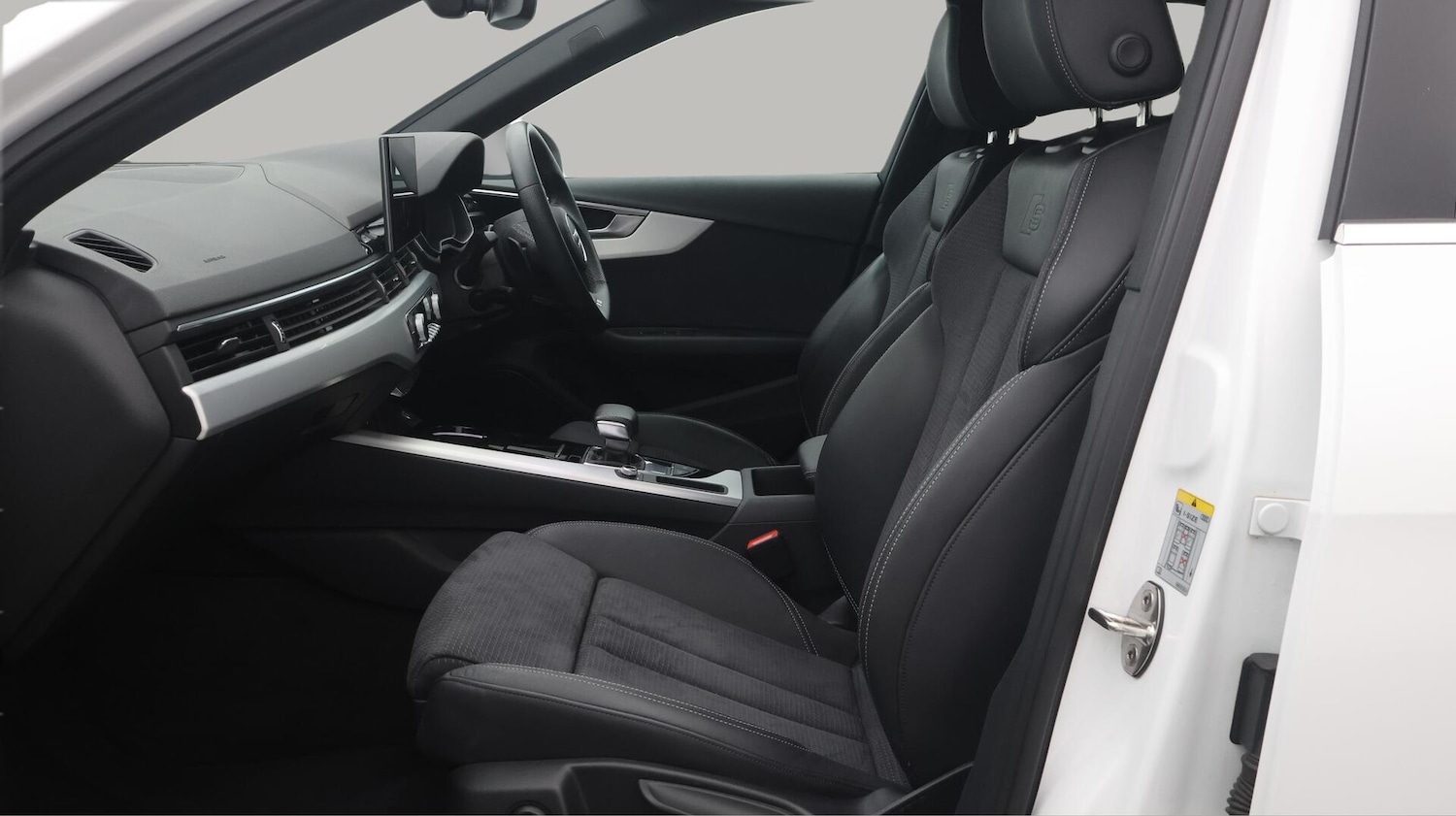 Used Audi A4 2023 for sale - 76702387: Photo 15