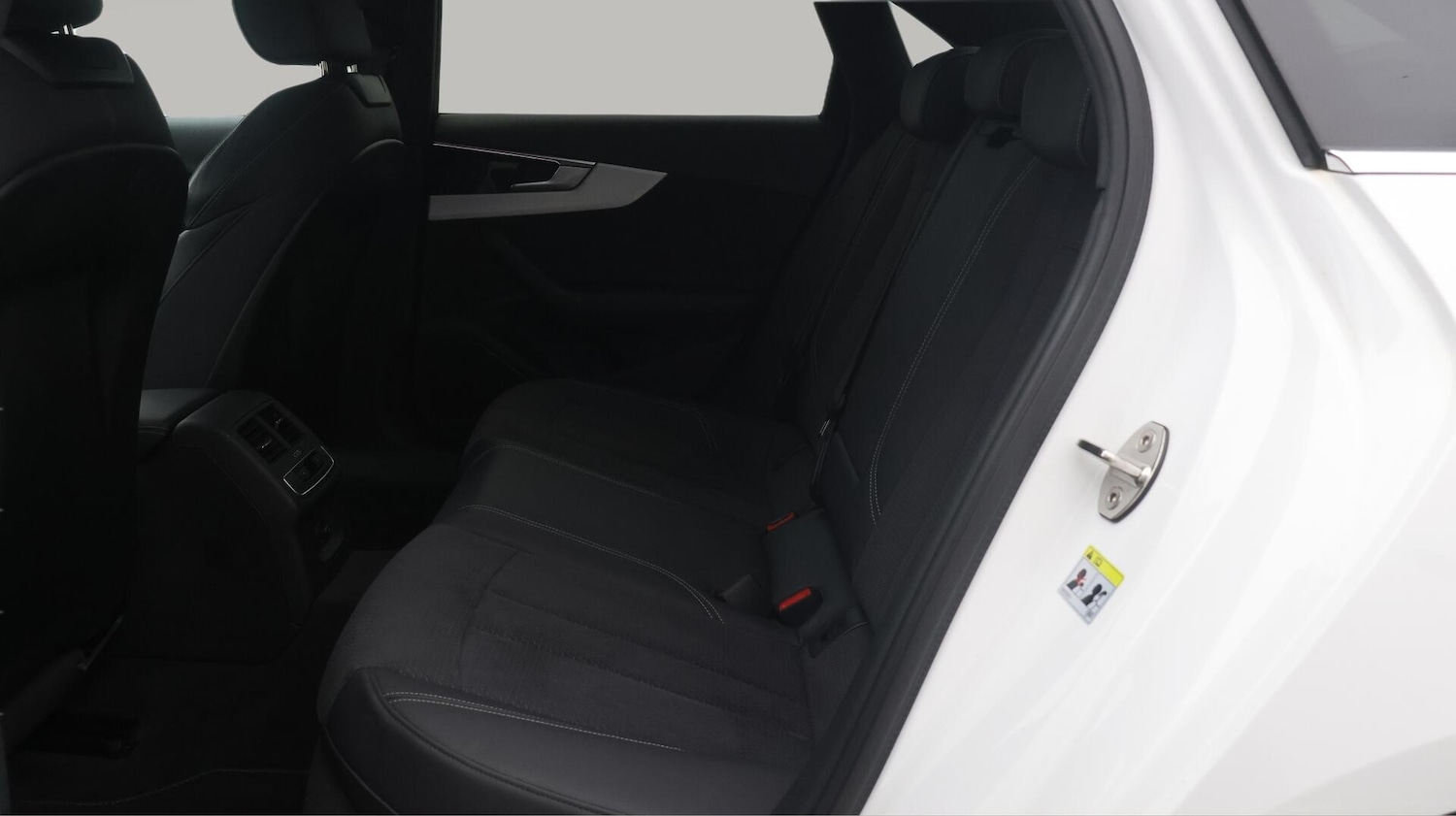 Used Audi A4 2023 for sale - 76702387: Photo 17