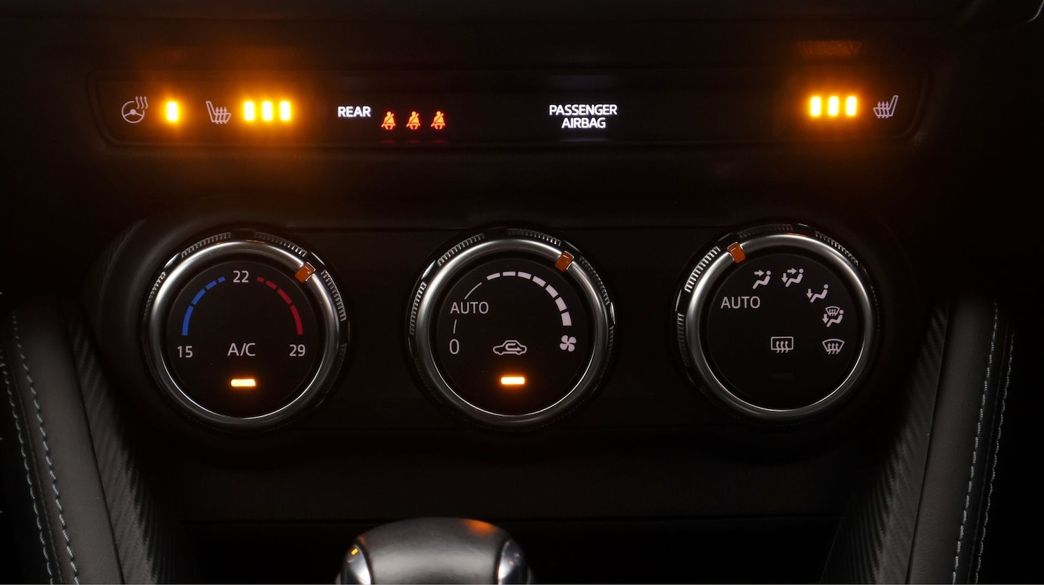 Used Mazda Mazda2 2022 for sale - 77649930: Photo 12