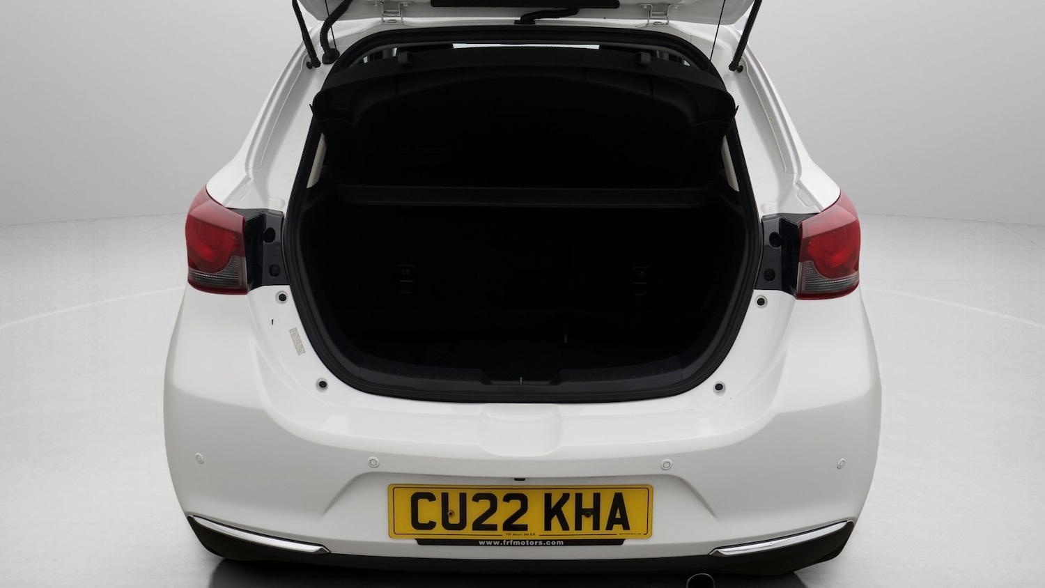 Used Mazda Mazda2 2022 for sale - 77649930: Photo 17