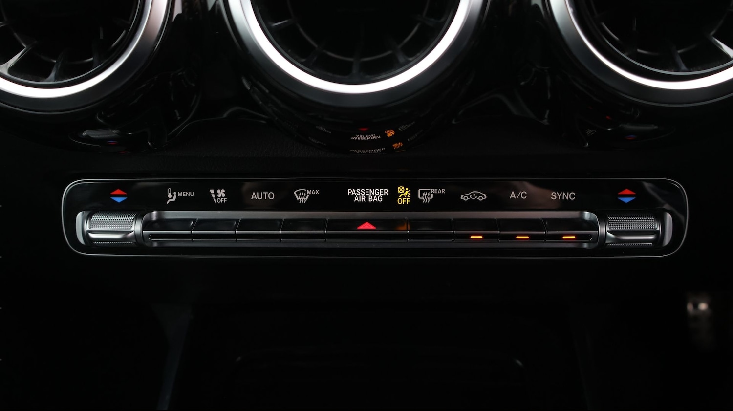 Used Mercedes-Benz GLB 2022 for sale - 77890280: Photo 12