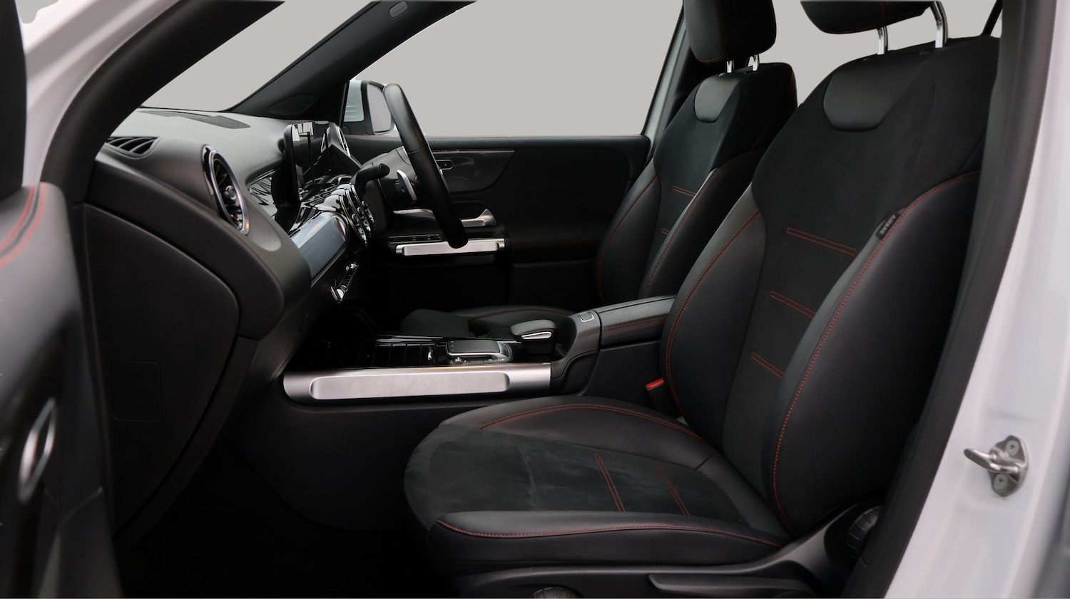 Used Mercedes-Benz GLB 2022 for sale - 77890280: Photo 14