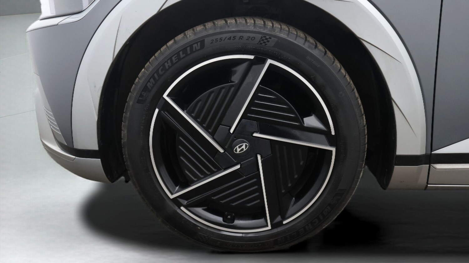 Used Hyundai IONIQ 5 for sale - 77675123: Photo 18