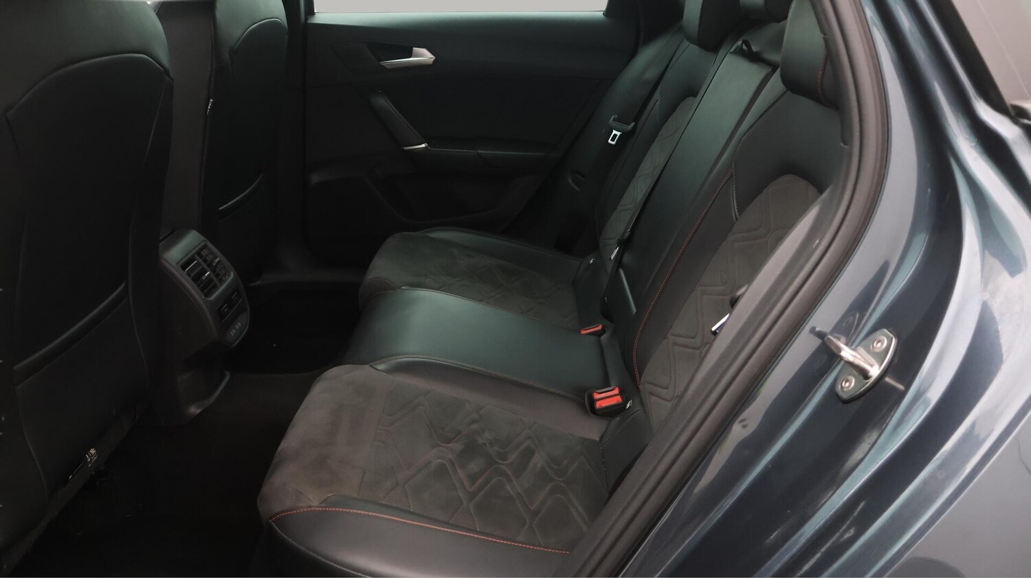 Used SEAT Leon 2021 for sale - 76645357: Photo 17