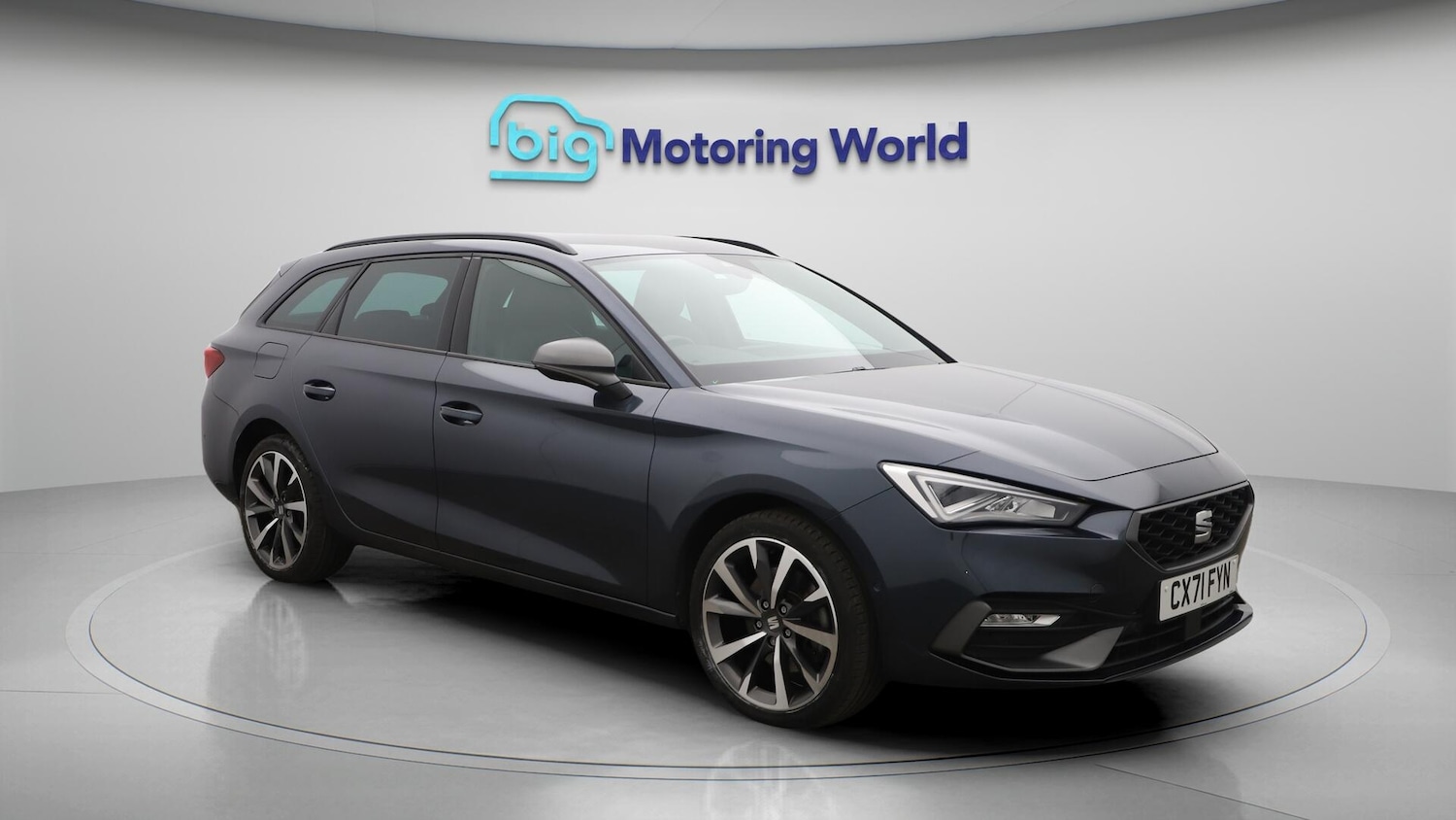 Used SEAT Leon 2021 for sale - 76645357: Photo 2