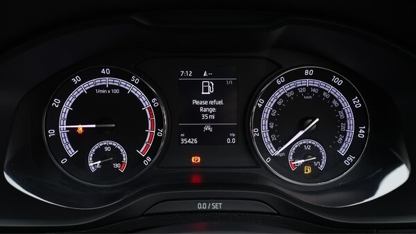 Used Skoda Karoq 2021 for sale - 76296130: Photo 11