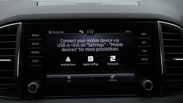 Used Skoda Karoq 2021 for sale - 76296130: Photo 23