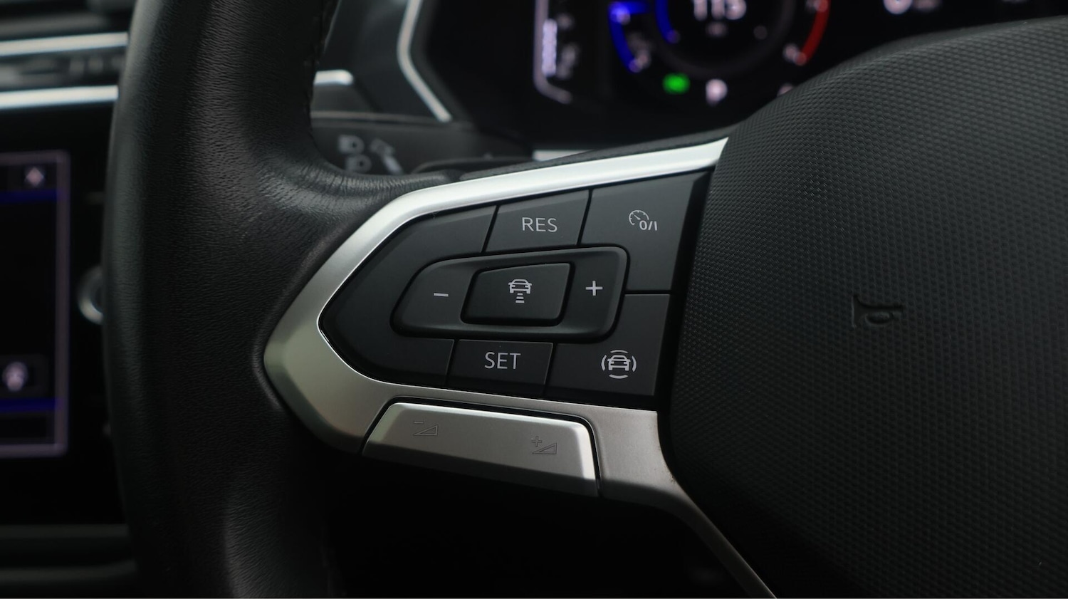 Used Volkswagen Tiguan 2022 for sale - 76226697: Photo 25