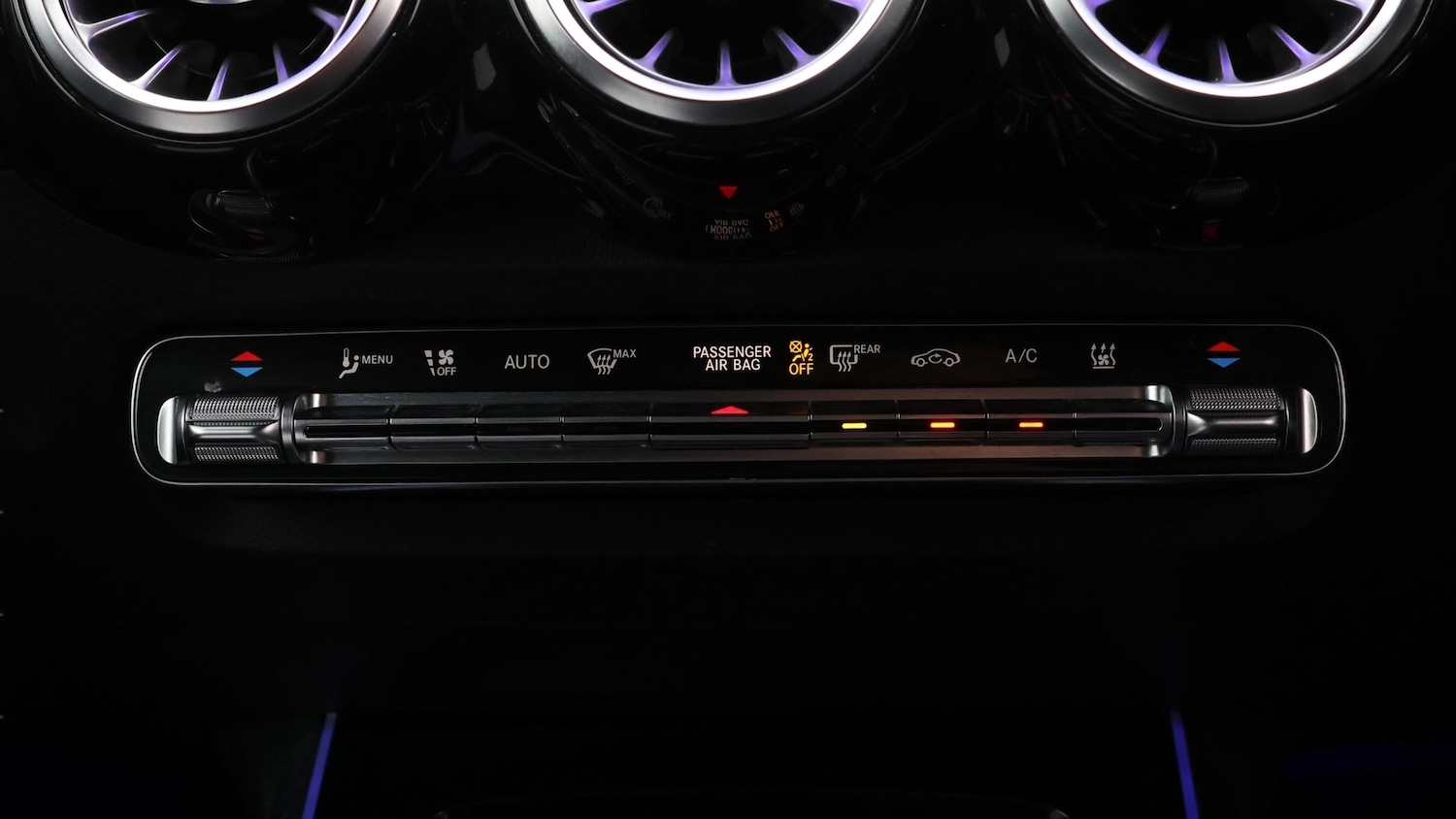 Used Mercedes-Benz EQB 2023 for sale - 77610542: Photo 12