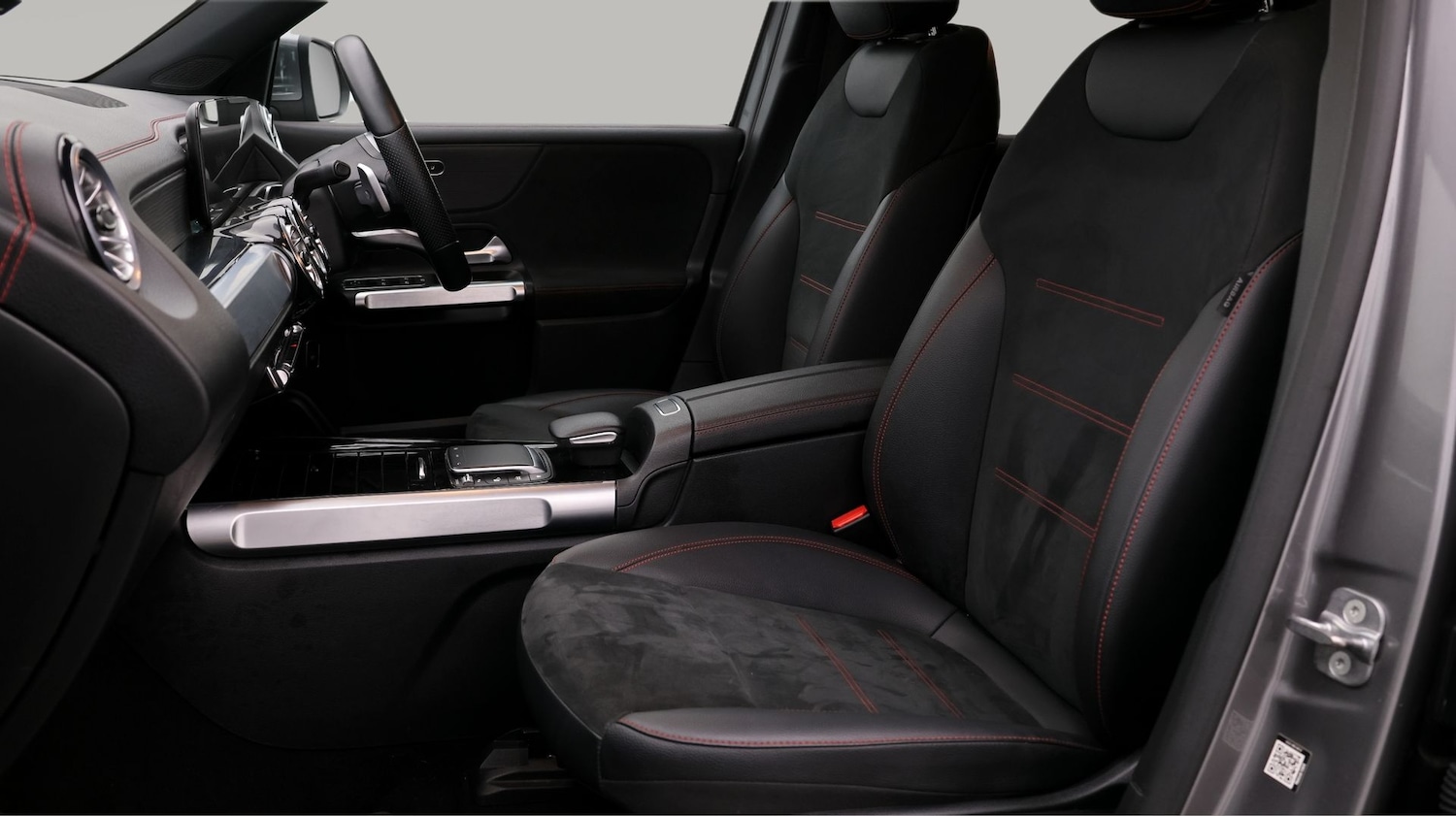 Used Mercedes-Benz EQB 2023 for sale - 77610542: Photo 14