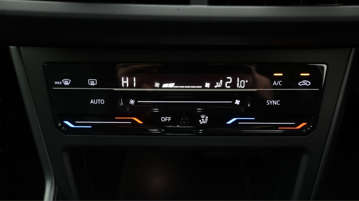 Used Volkswagen Polo 2022 for sale - 77567765: Photo 12