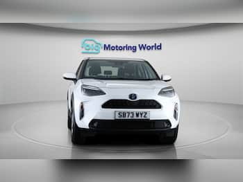 Used Toyota Yaris Cross 2024 for sale - 79693079: Photo