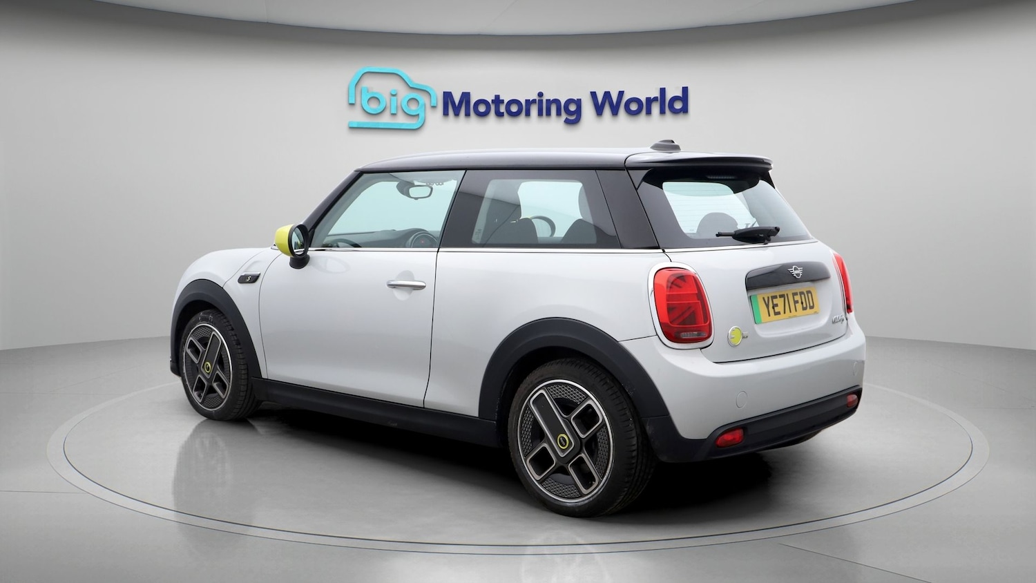 Used MINI Hatch 2021 for sale - 77463343: Photo 5