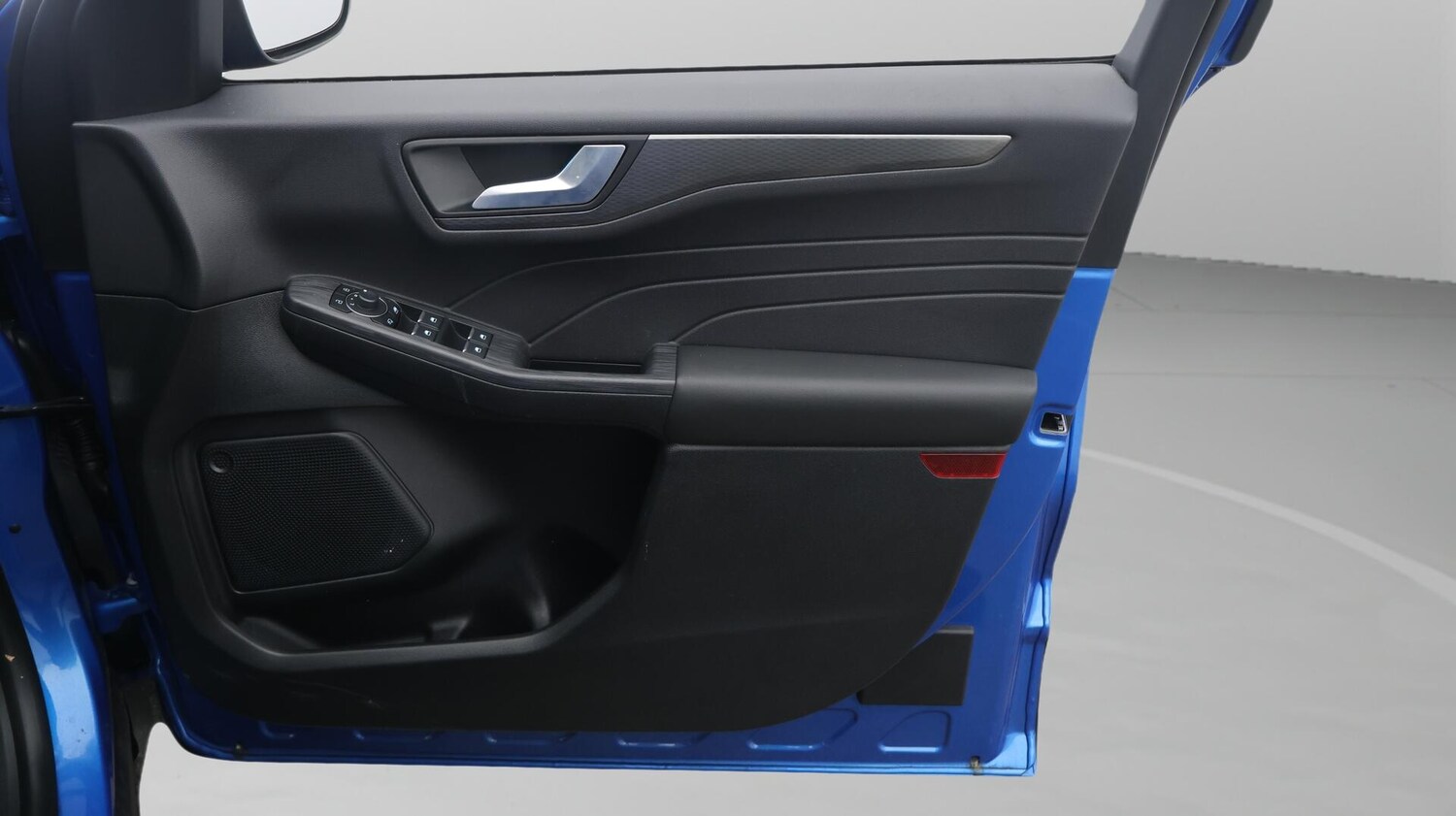 Used Ford Kuga 2025 for sale - 76389305: Photo 16