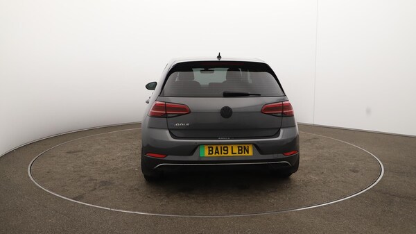 Used Volkswagen Golf 2019 for sale - 76152017: Photo 43