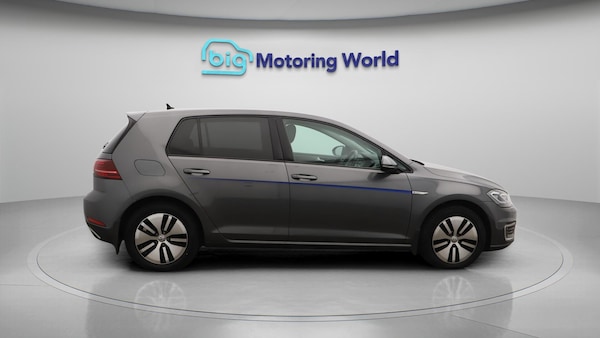 Used Volkswagen Golf 2019 for sale - 76152017: Photo 8