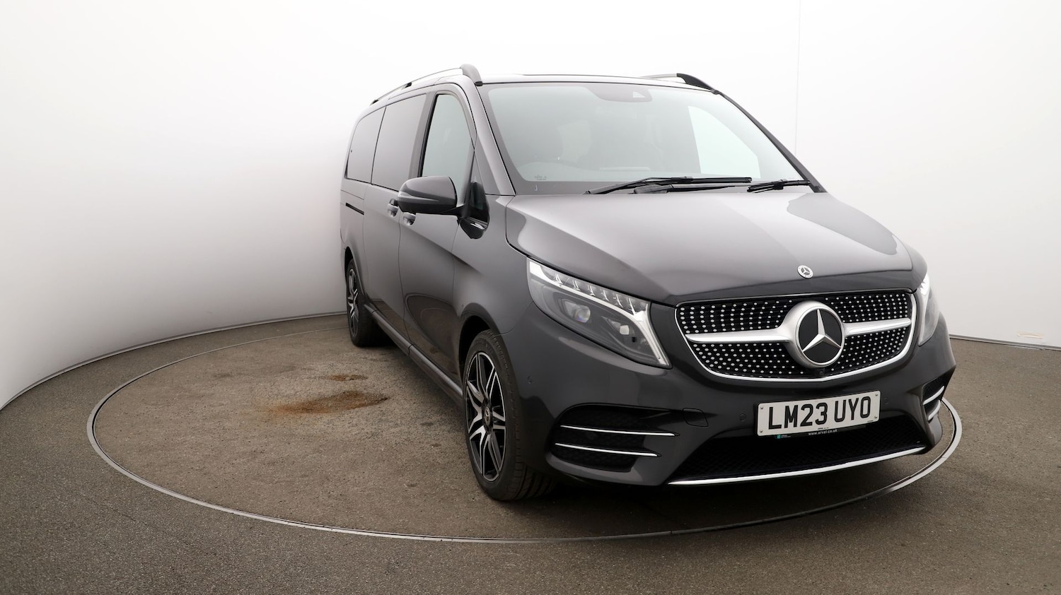 Used Mercedes-Benz V-Class 2023 for sale - 76919888: Photo 35