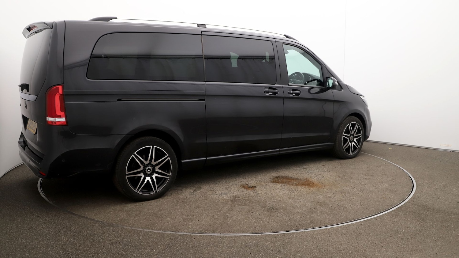 Used Mercedes-Benz V-Class 2023 for sale - 76919888: Photo 46