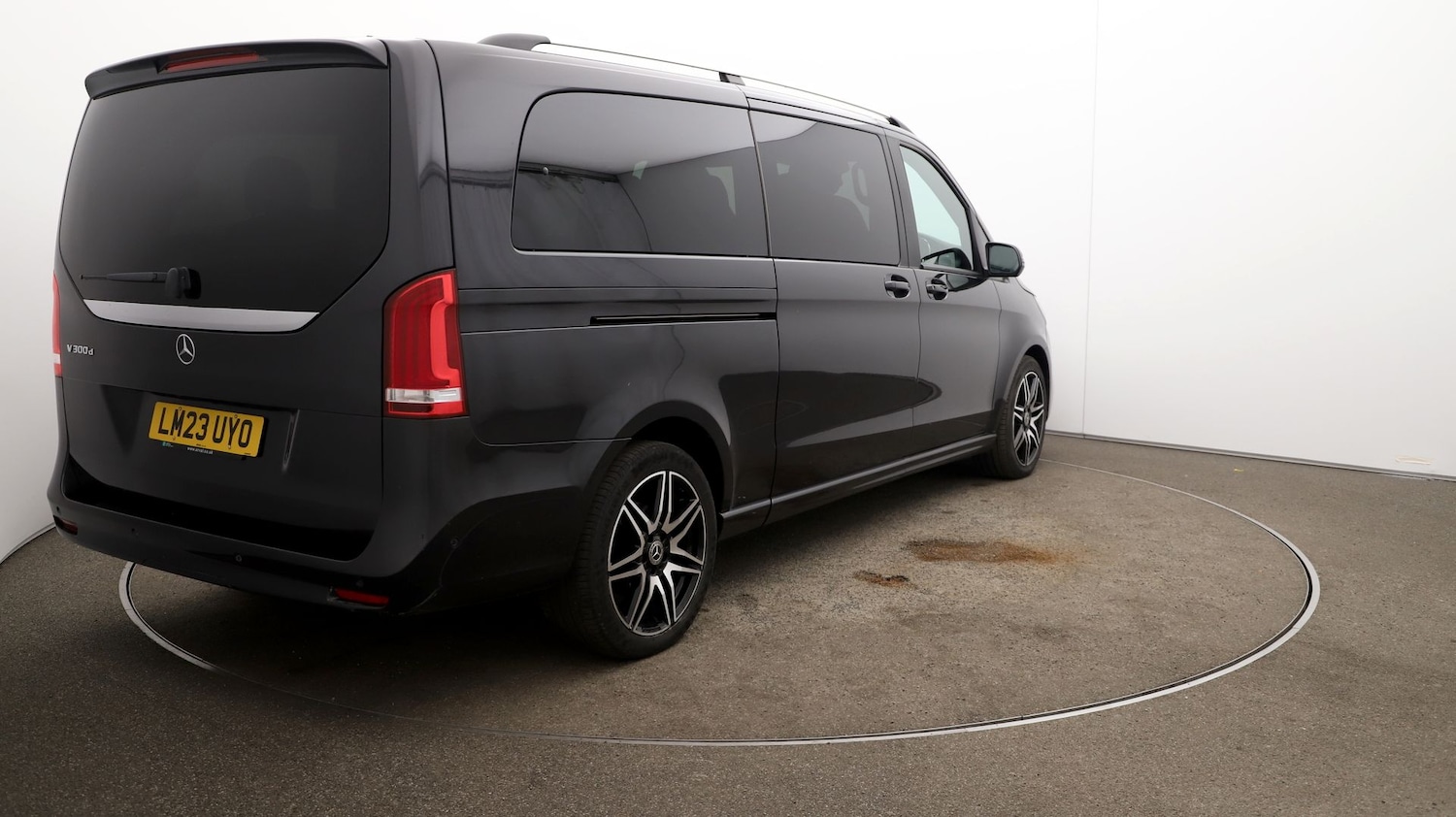 Used Mercedes-Benz V-Class 2023 for sale - 76919888: Photo 48