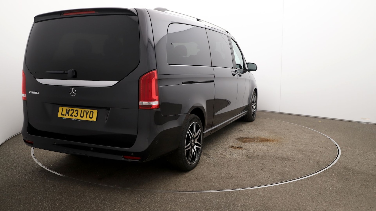 Used Mercedes-Benz V-Class 2023 for sale - 76919888: Photo 49