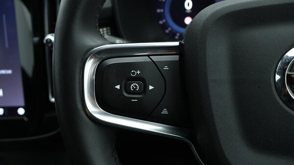 Used Volvo XC40 2024 for sale - 75782129: Photo 24