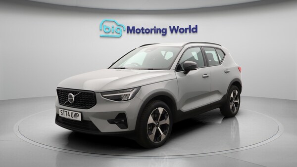 Used Volvo XC40 2024 for sale - 75782129: Photo 4